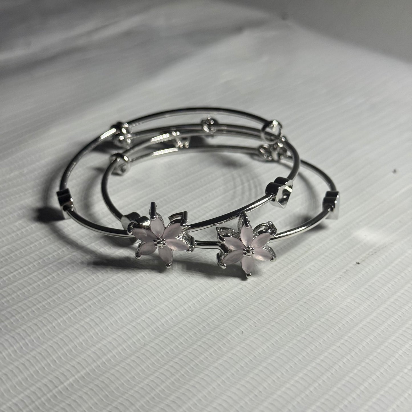 Silver and Pink Elegant Round Bracelet