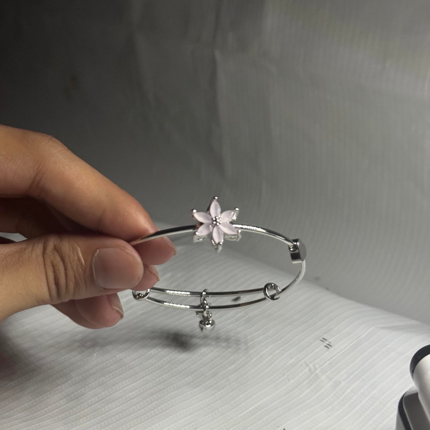 Silver and Pink Elegant Round Bracelet