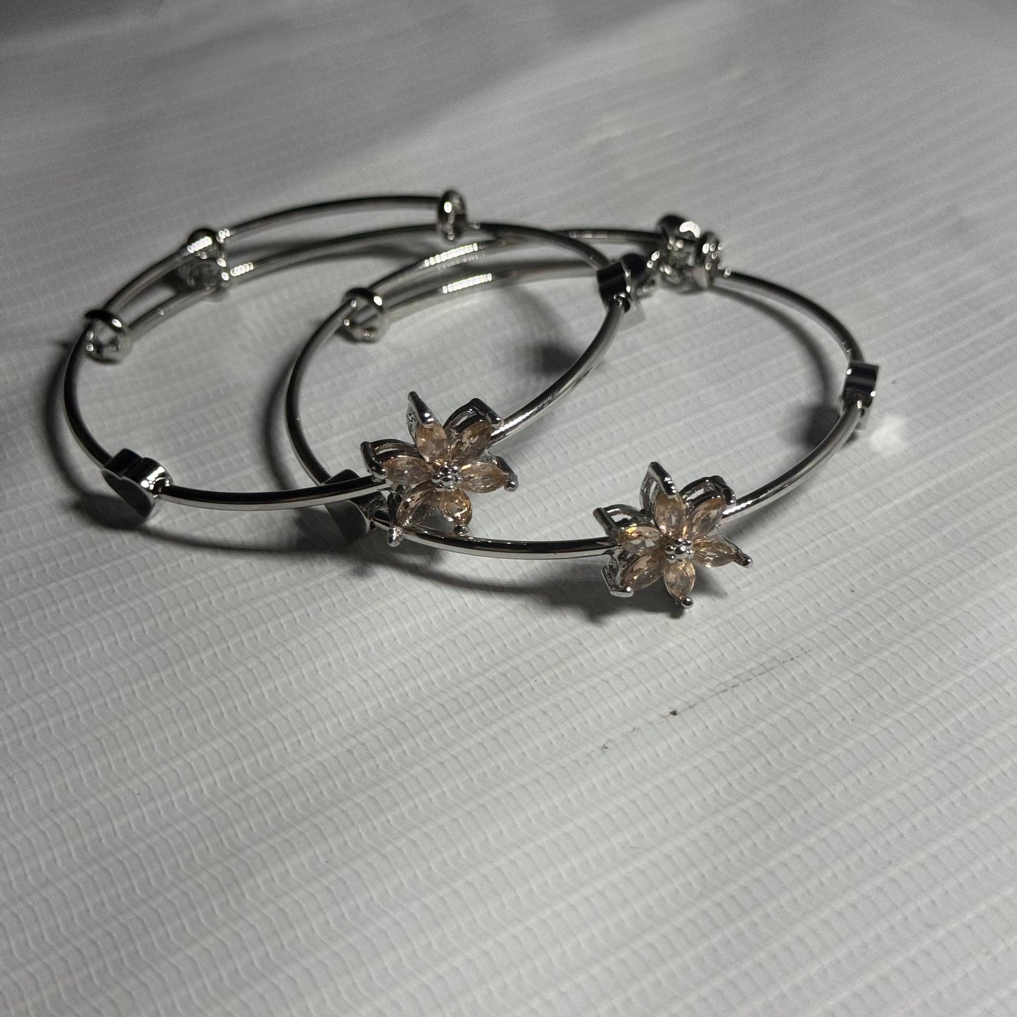 Silver and Beige Elegant Round Bracelet