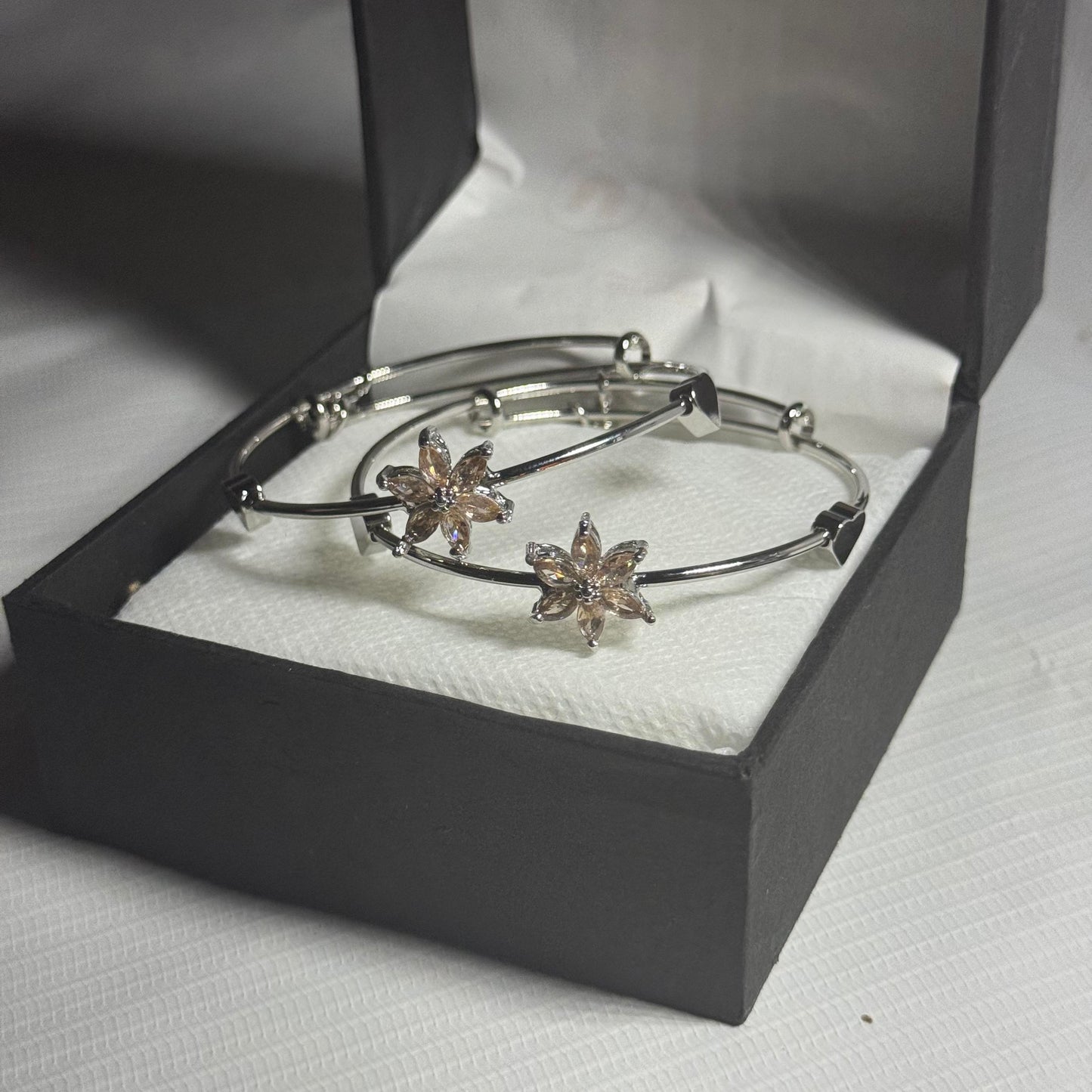 Silver and Beige Elegant Round Bracelet