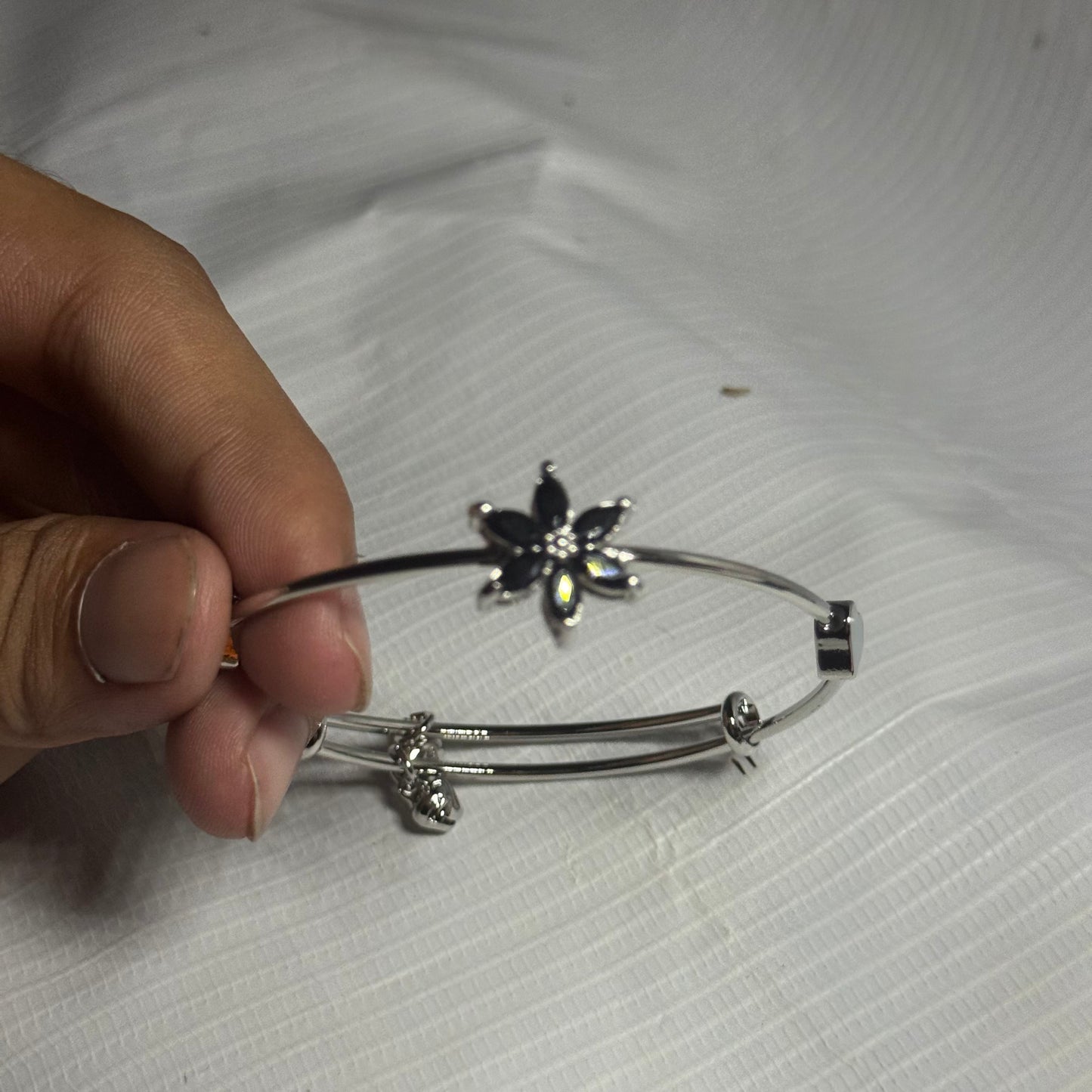 Silver and Black Elegant Round Bracelet