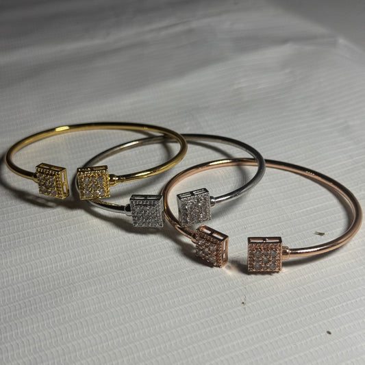 SIngle Piece Adorable Bracelets