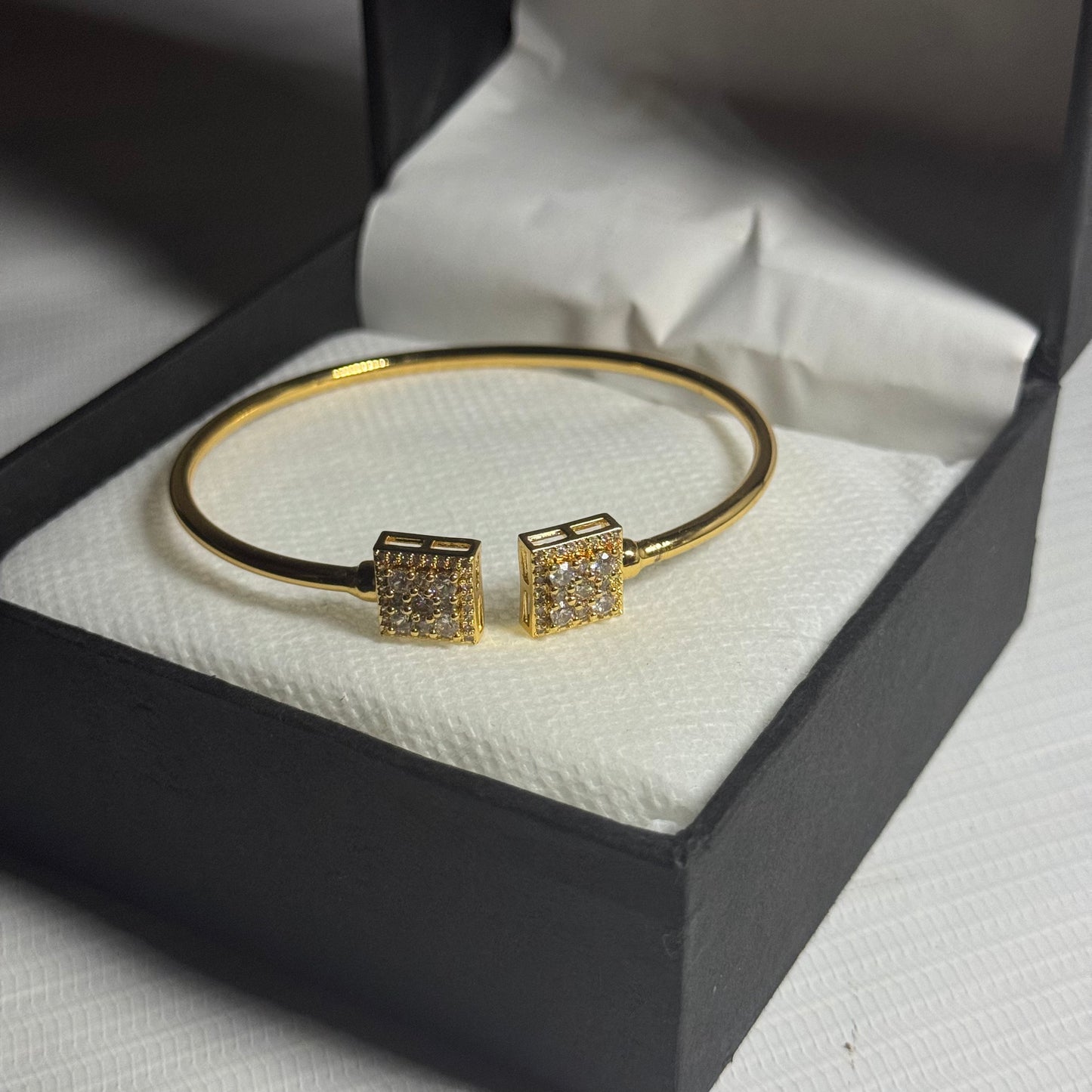 SIngle Piece Adorable Bracelets